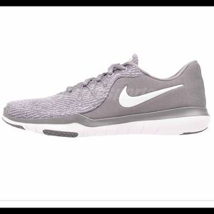 Nike Flex Supreme TR6 (W) sneakers